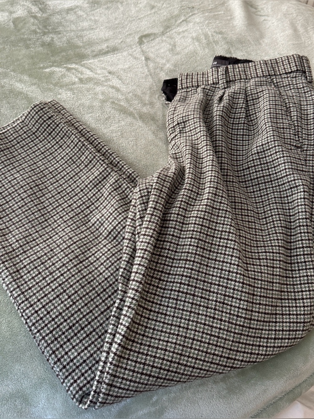 Men's Black, White, and Green Houndstooth Dress Pants
